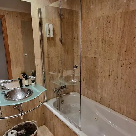 Artilleria 10 - 2 Hab 2 Banos, Con Garaje Y Wifi - Vut-3845-as Apartment Gijon