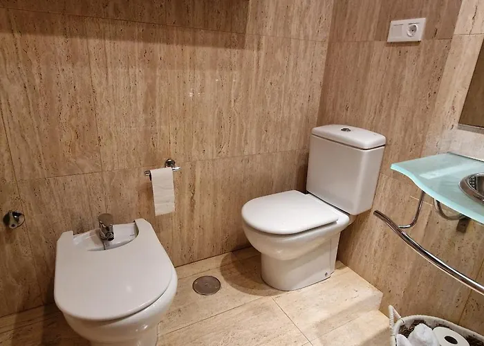 Artilleria 10 - 2 Hab 2 Banos, Con Garaje Y Wifi - Vut-3845-as *